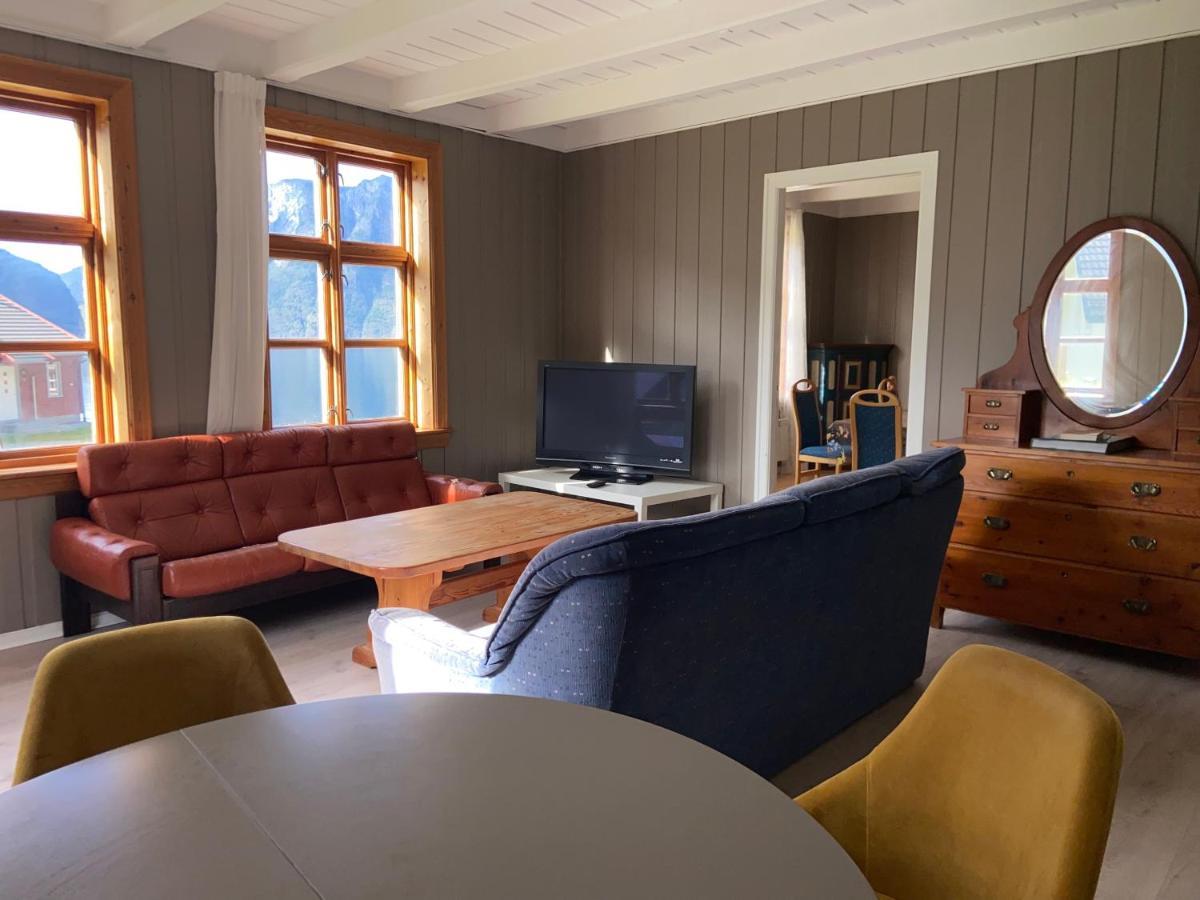 Winjum Hostel Stegastein Aurland Extérieur photo